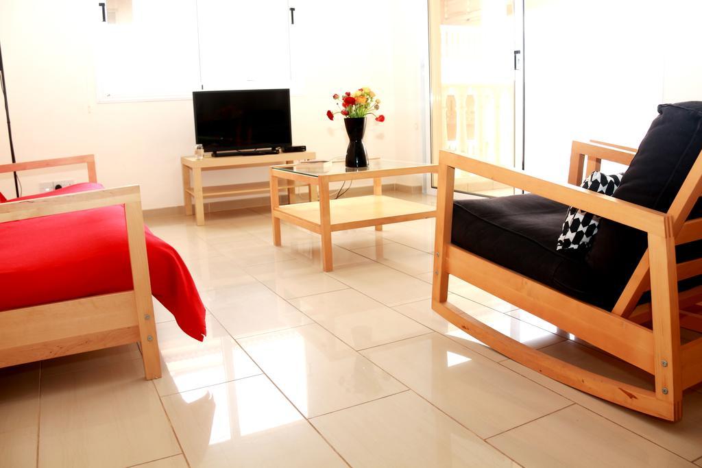 Photothea Apartments Protaras Exterior foto